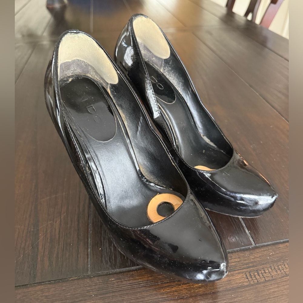 Aldo Black Patent Leather Heels - Picture 9 of 9
